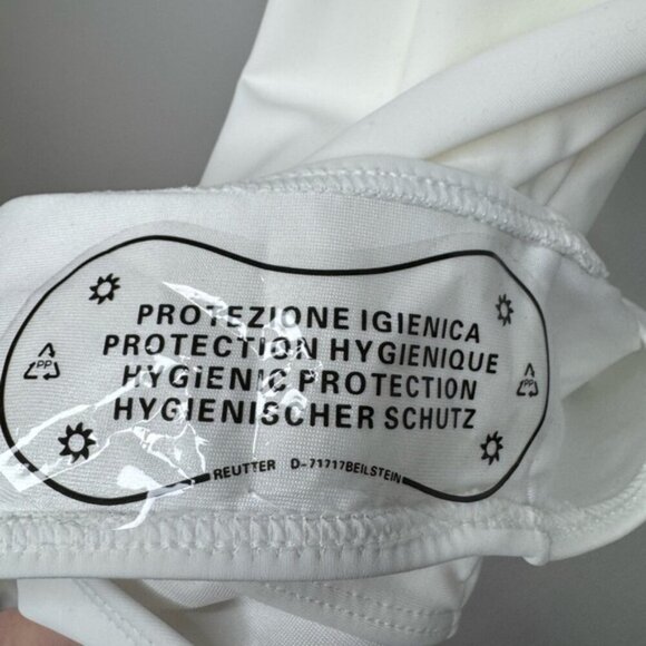 Elegant White Ruffled Bathing Suit – Size Large – Never Worn - Picture 6 of 6